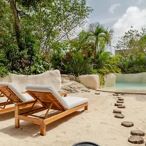 https://iik-tulum-by-the-spot-rentals.quintano-roohotels.com